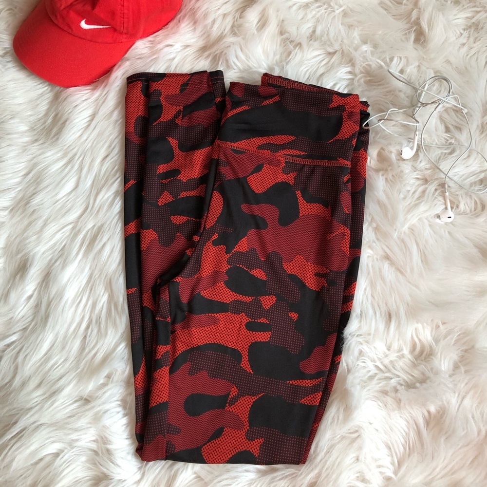 Camo workout leggings